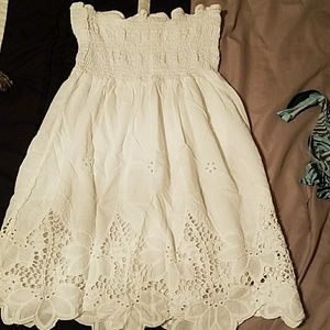 White beach cover up